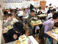 LINE_ALBUM_バイキング給食_240305_9